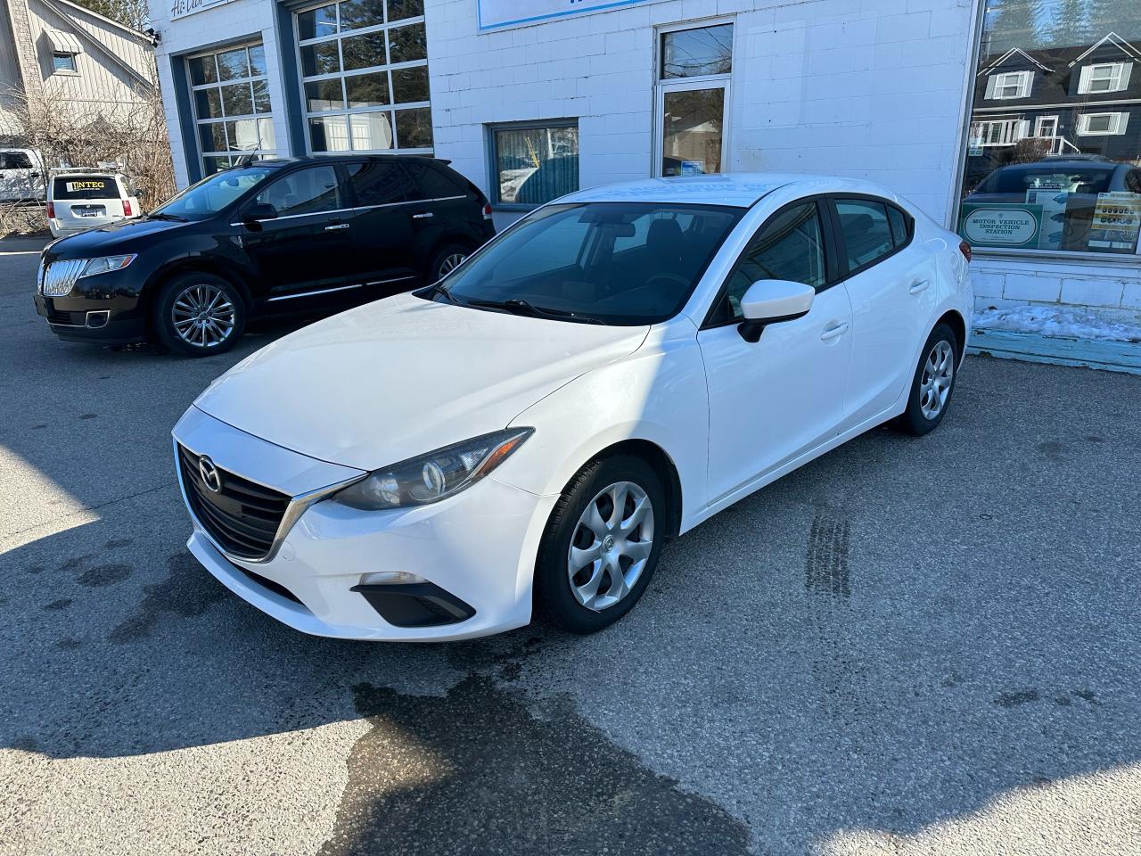 2016 Mazda MAZDA3 GX - Photo #1