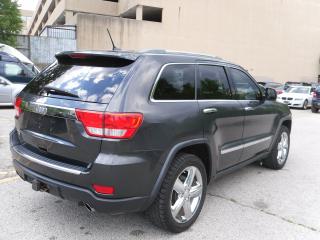 2011 Jeep Grand Cherokee OVERLAND! 5.7L - Photo #3