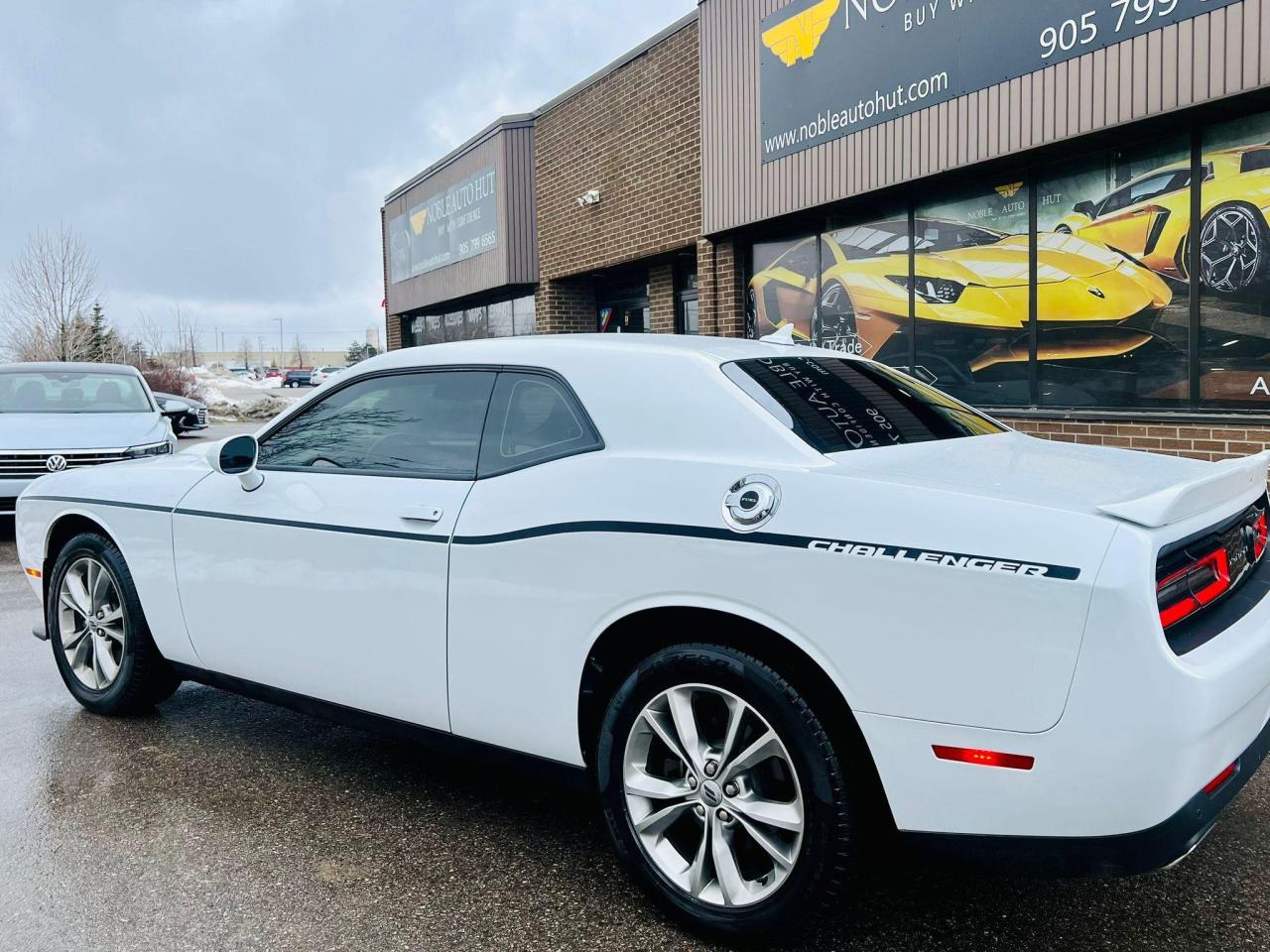 2020 Dodge Challenger GT AWD Photo2