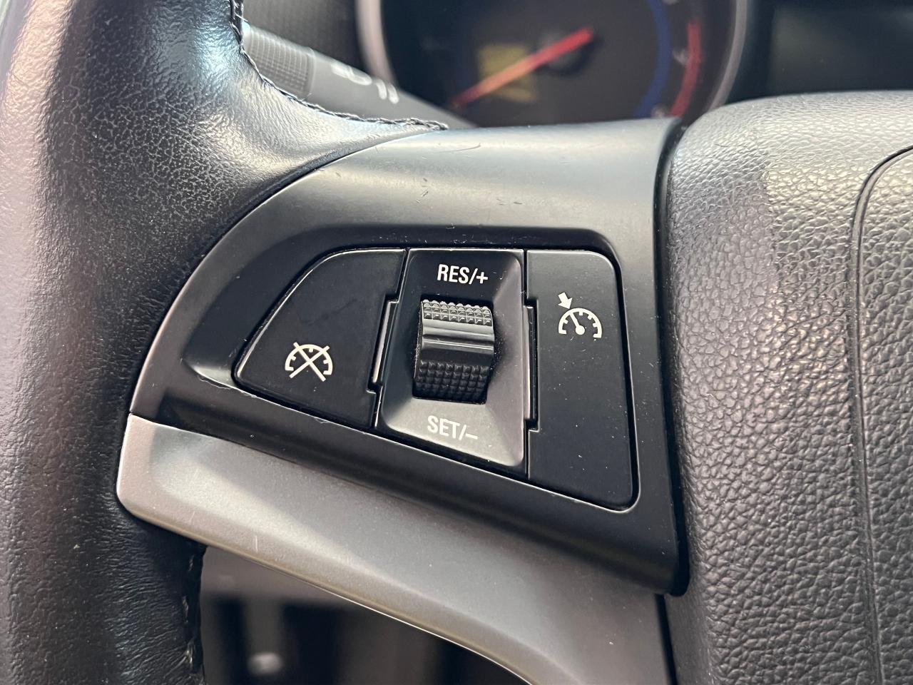 2015 Chevrolet Cruze 2LT+Roof+GPS+Camera+Remote Start+Heated Seats - Photo #44