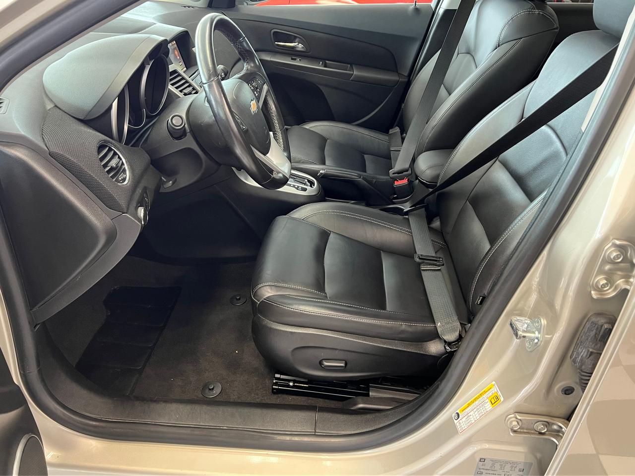 2015 Chevrolet Cruze 2LT+Roof+GPS+Camera+Remote Start+Heated Seats - Photo #19