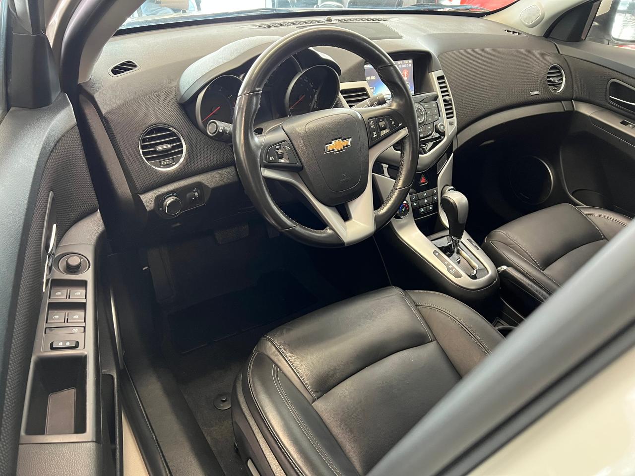 2015 Chevrolet Cruze 2LT+Roof+GPS+Camera+Remote Start+Heated Seats Photo81