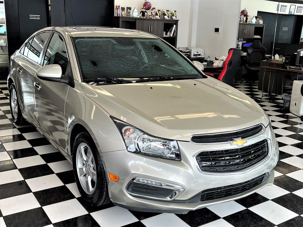 2015 Chevrolet Cruze 2LT+Roof+GPS+Camera+Remote Start+Heated Seats Photo68