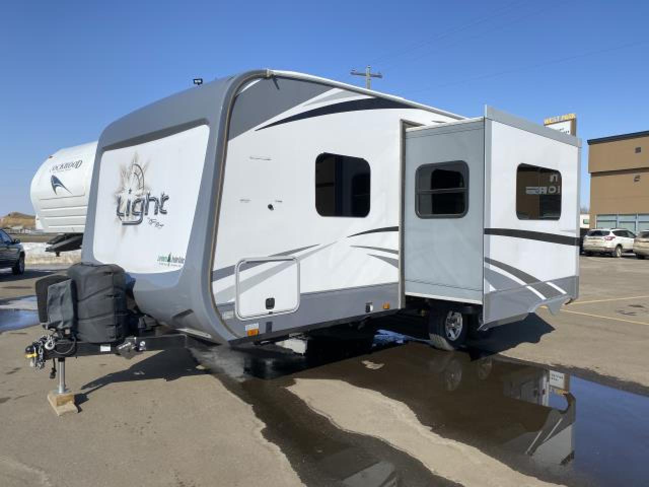 2017 HIGHLAND RIDGE RV, 216RBS -