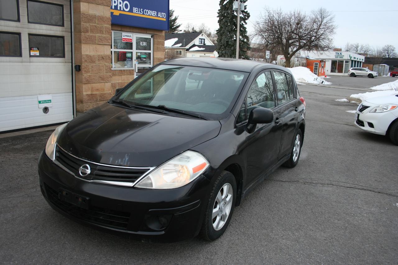 2010 Nissan Versa  - Photo #1