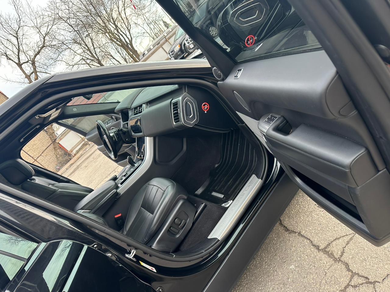 2018 Land Rover Range Rover Sport  Photo