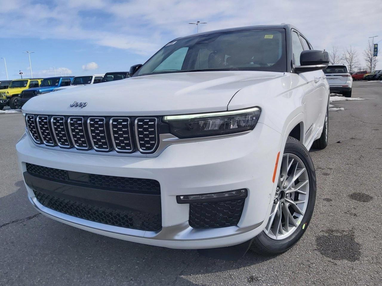 2023 Jeep Grand Cherokee L Summit Photo2