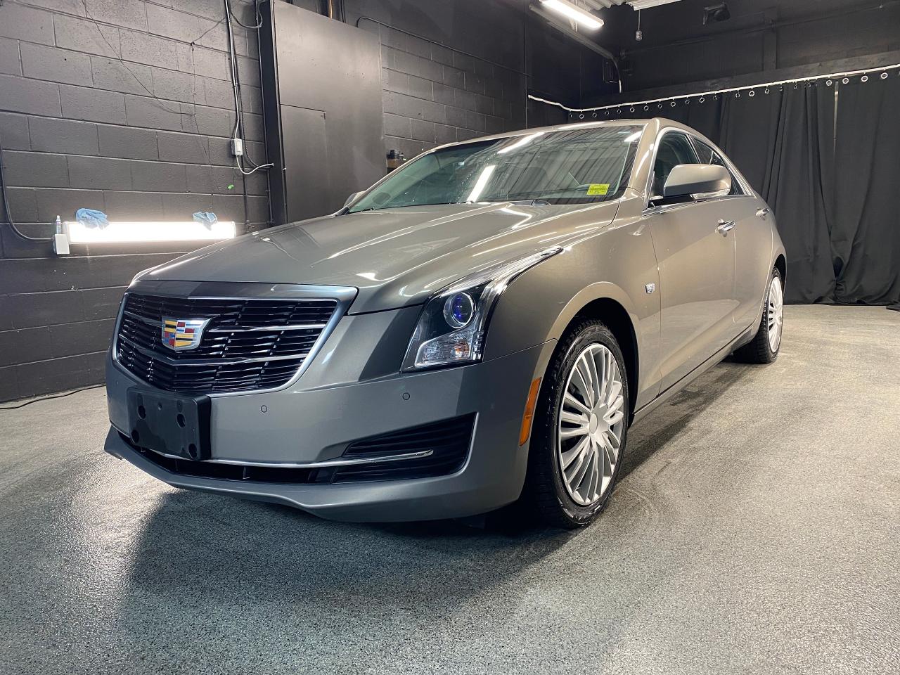 2017 Cadillac ATS Luxury AWD / Clean CarFax / Leather - Photo #1