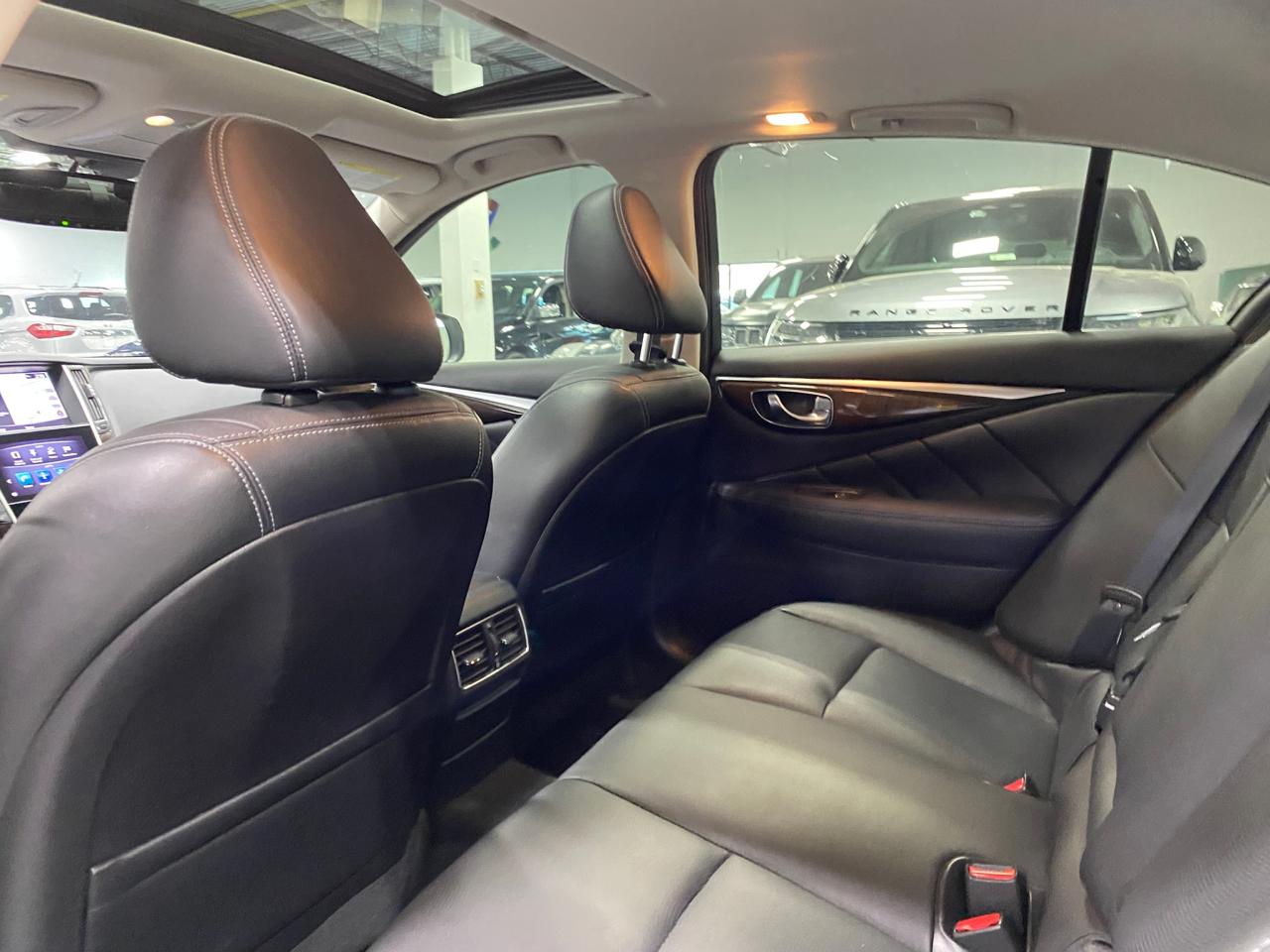 2016 Infiniti Q50 3.0T - Photo #17