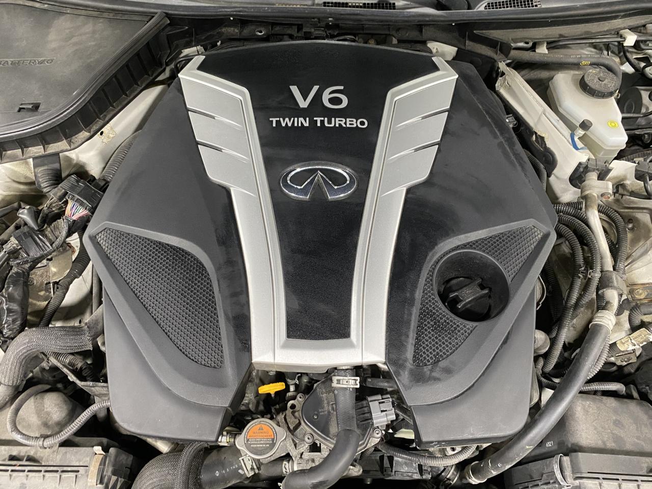 2016 Infiniti Q50 3.0T - Photo #9