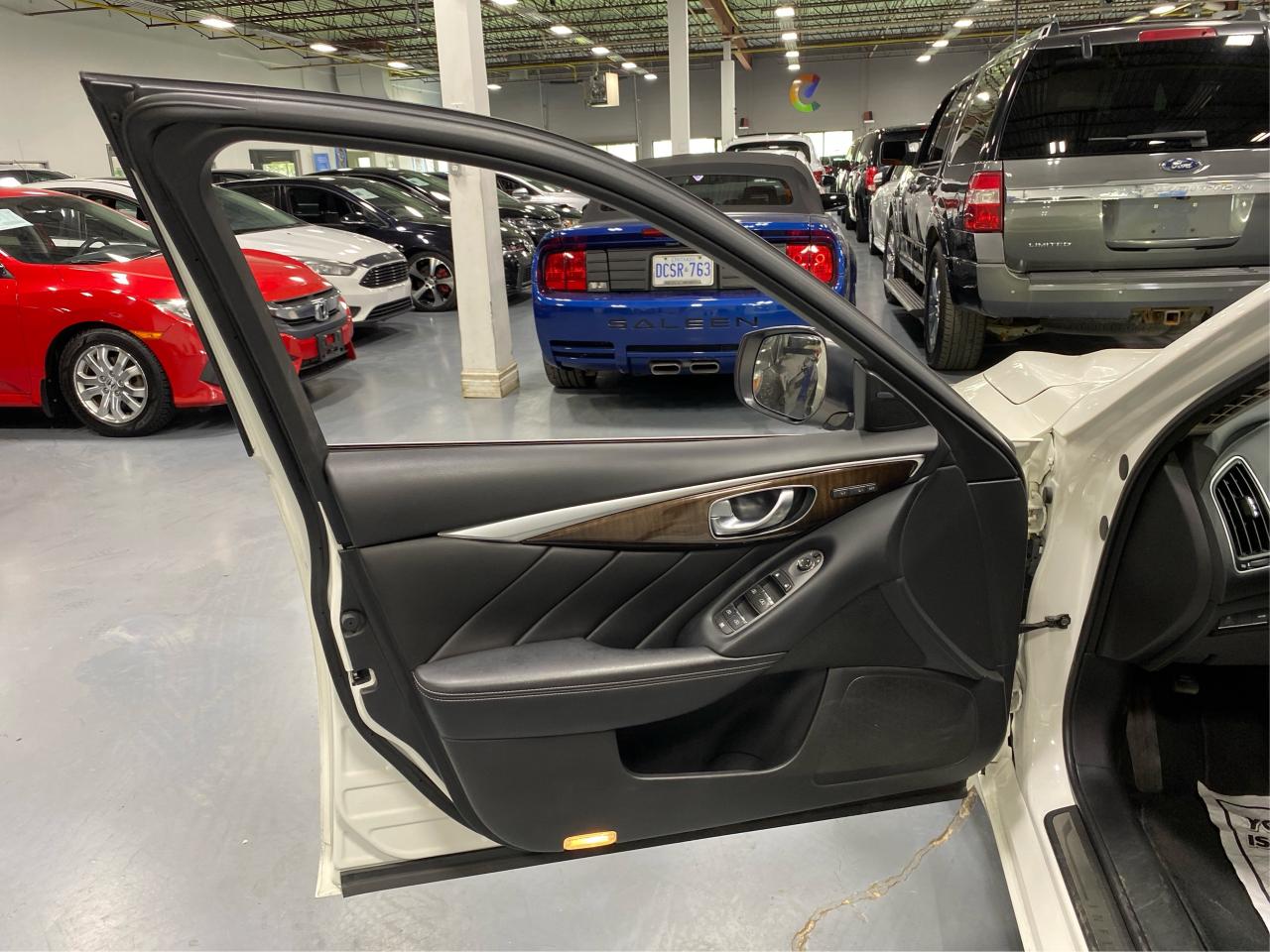 2016 Infiniti Q50 3.0T - Photo #21