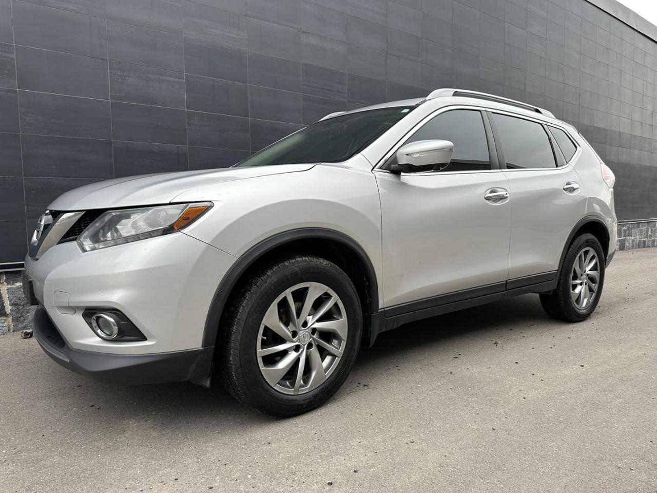 2014 Nissan Rogue SL AWD Loaded - Certified and Serviced