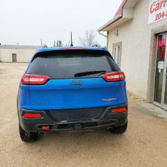 2018 Jeep Cherokee Trailhawk 4X4 Sunroof Heated Seats - Photo #31