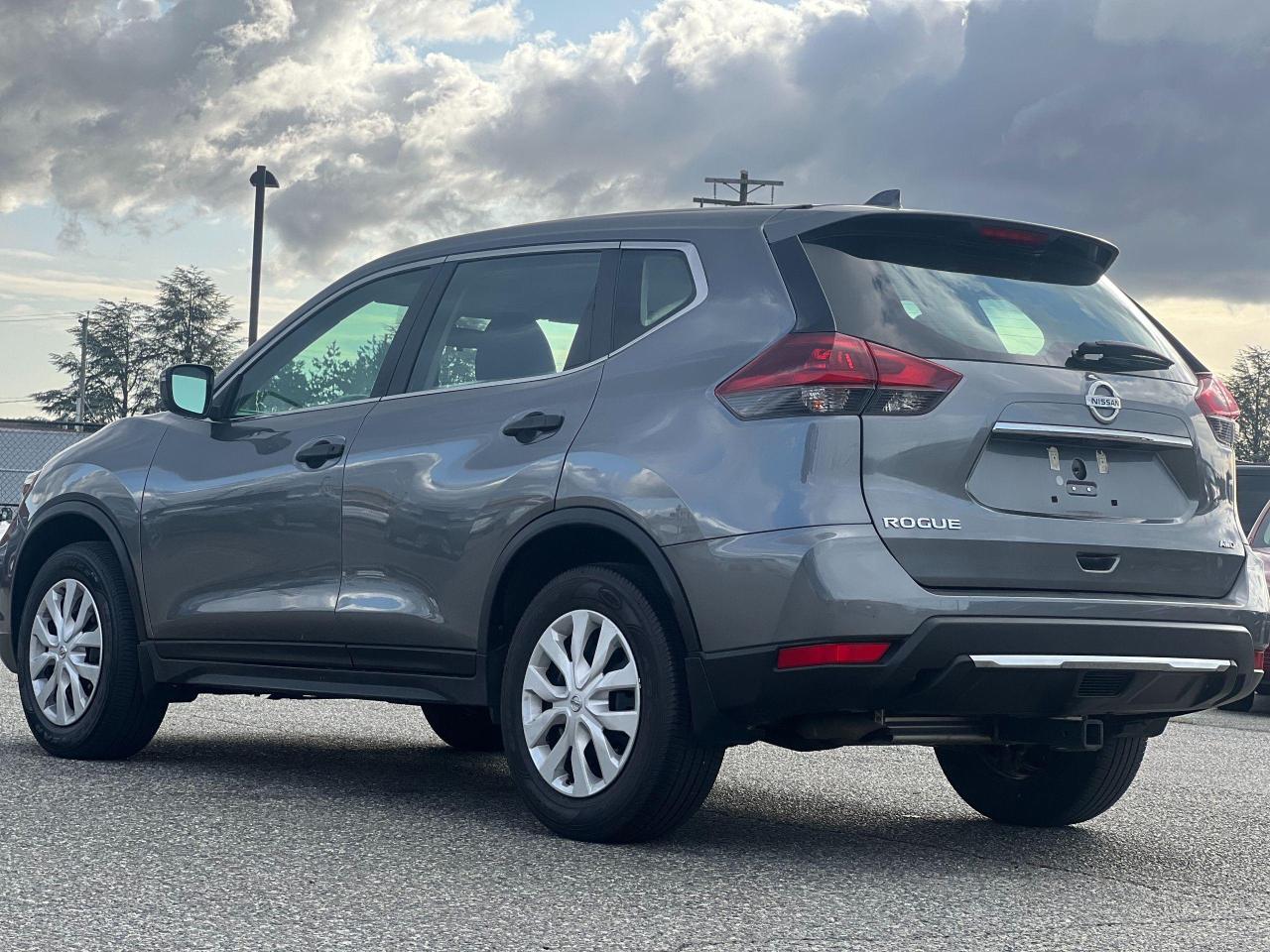 2018 Nissan Rogue AWD S - Photo #6