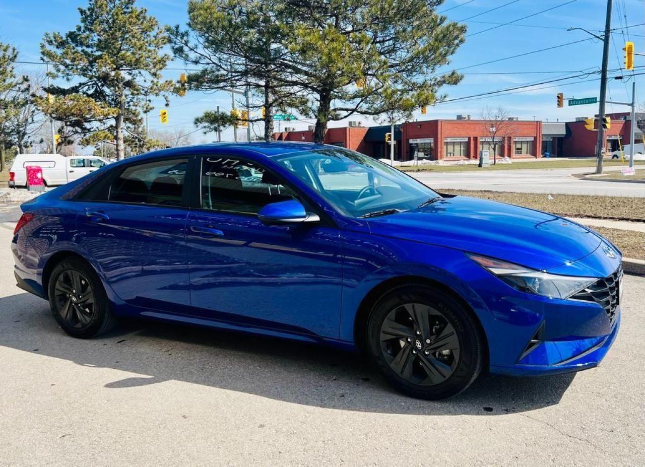 2021 Hyundai Elantra Preferred Photo3