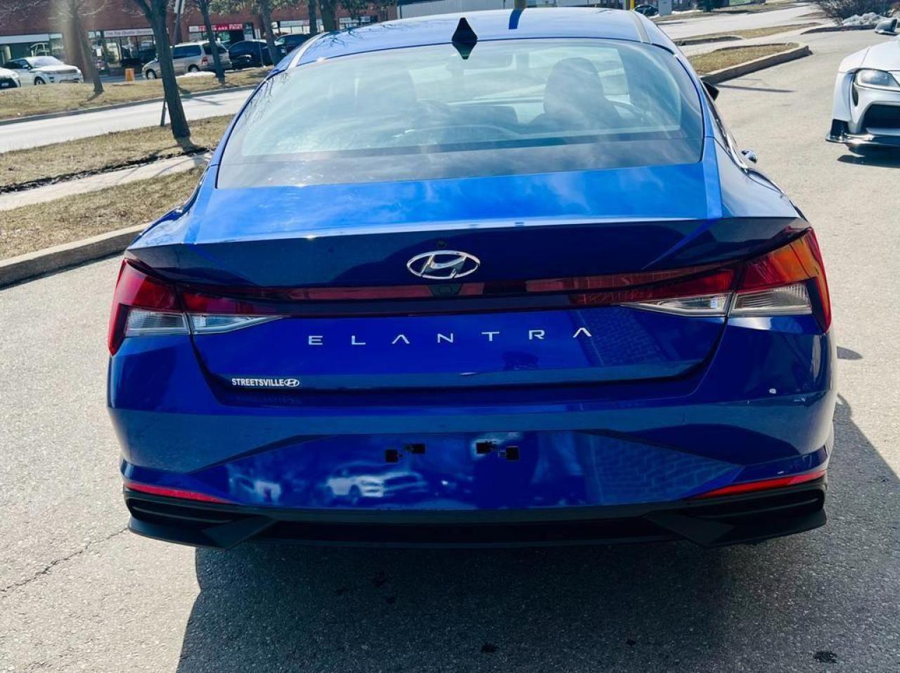 2021 Hyundai Elantra Preferred Photo4