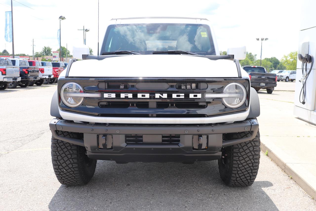 2023 Ford Bronco Outer Banks 4 Door Advanced 4x4 Photo5