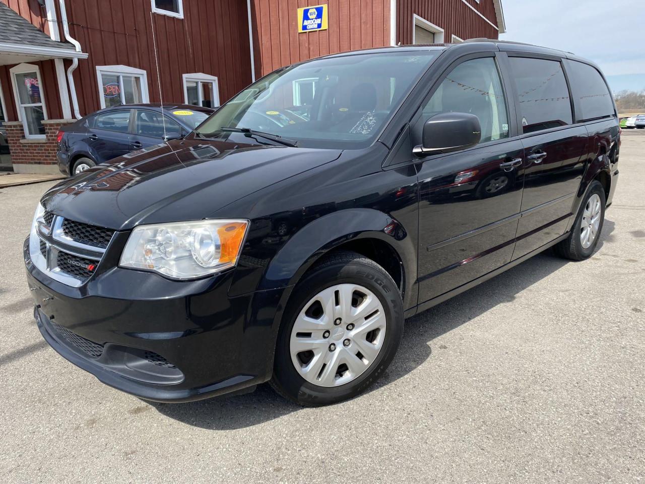 Used 2014 Dodge Grand Caravan SE for sale in Dunnville, ON
