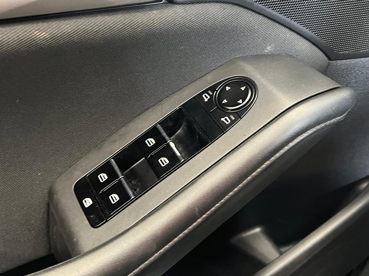 2019 Mazda MAZDA3 GX+ApplePlay+Camera+Blind Spot+Cross Traffic - Photo #48