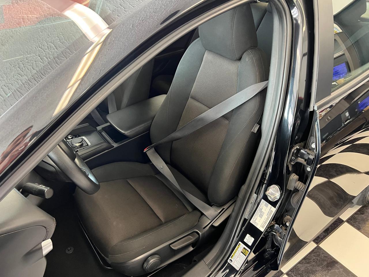 2019 Mazda MAZDA3 GX+ApplePlay+Camera+Blind Spot+Cross Traffic - Photo #17