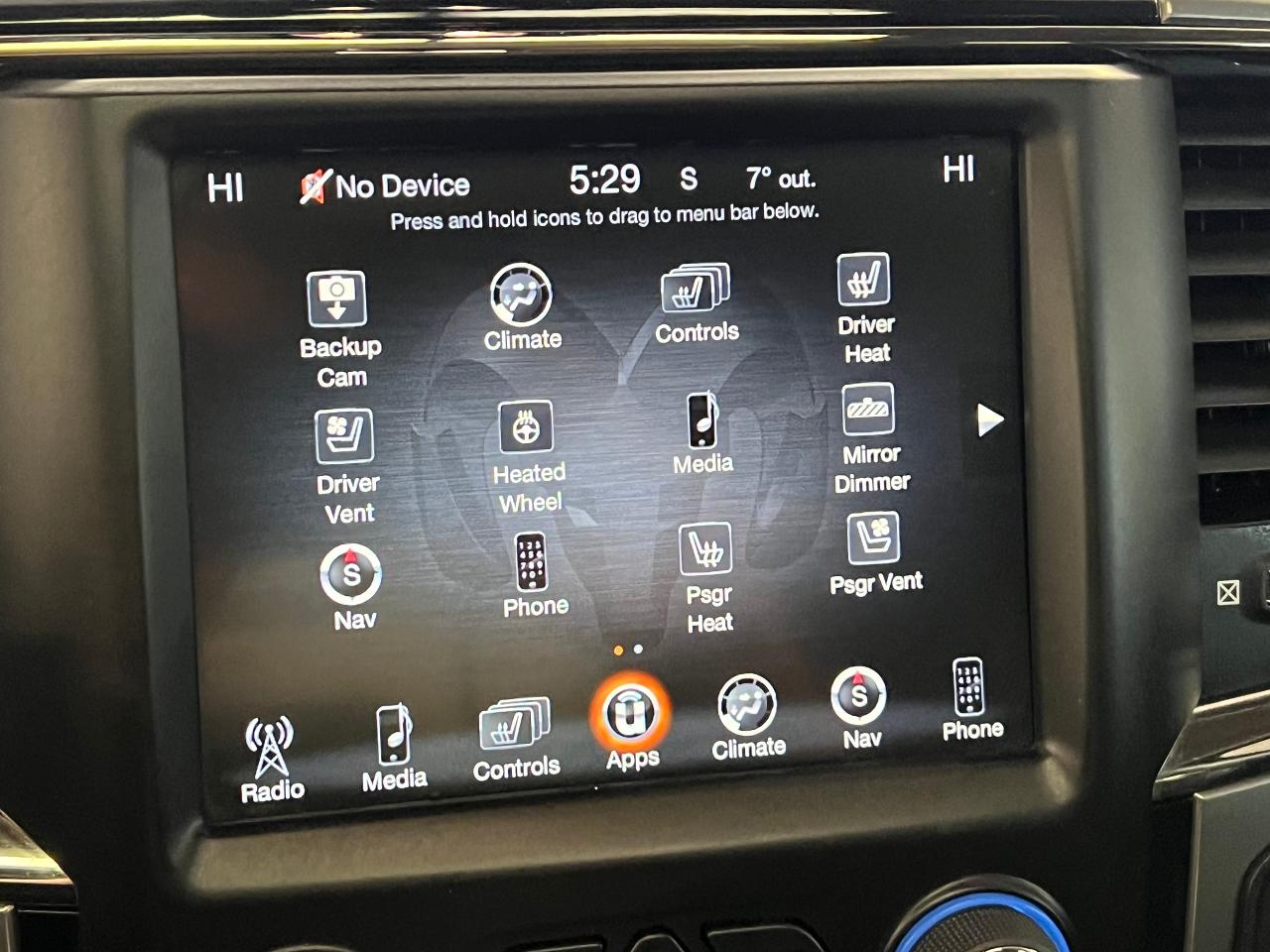 2016 RAM 1500 SPORT HEMI 5.7L 4x4+Roof+Leather+GPS+Accident Free - Photo #33