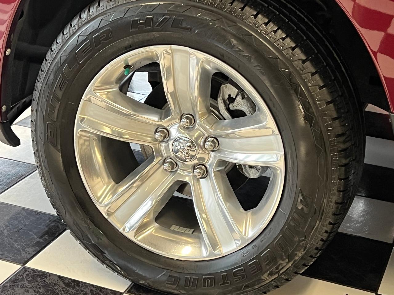 2016 RAM 1500 SPORT HEMI 5.7L 4x4+Roof+Leather+GPS+Accident Free Photo117