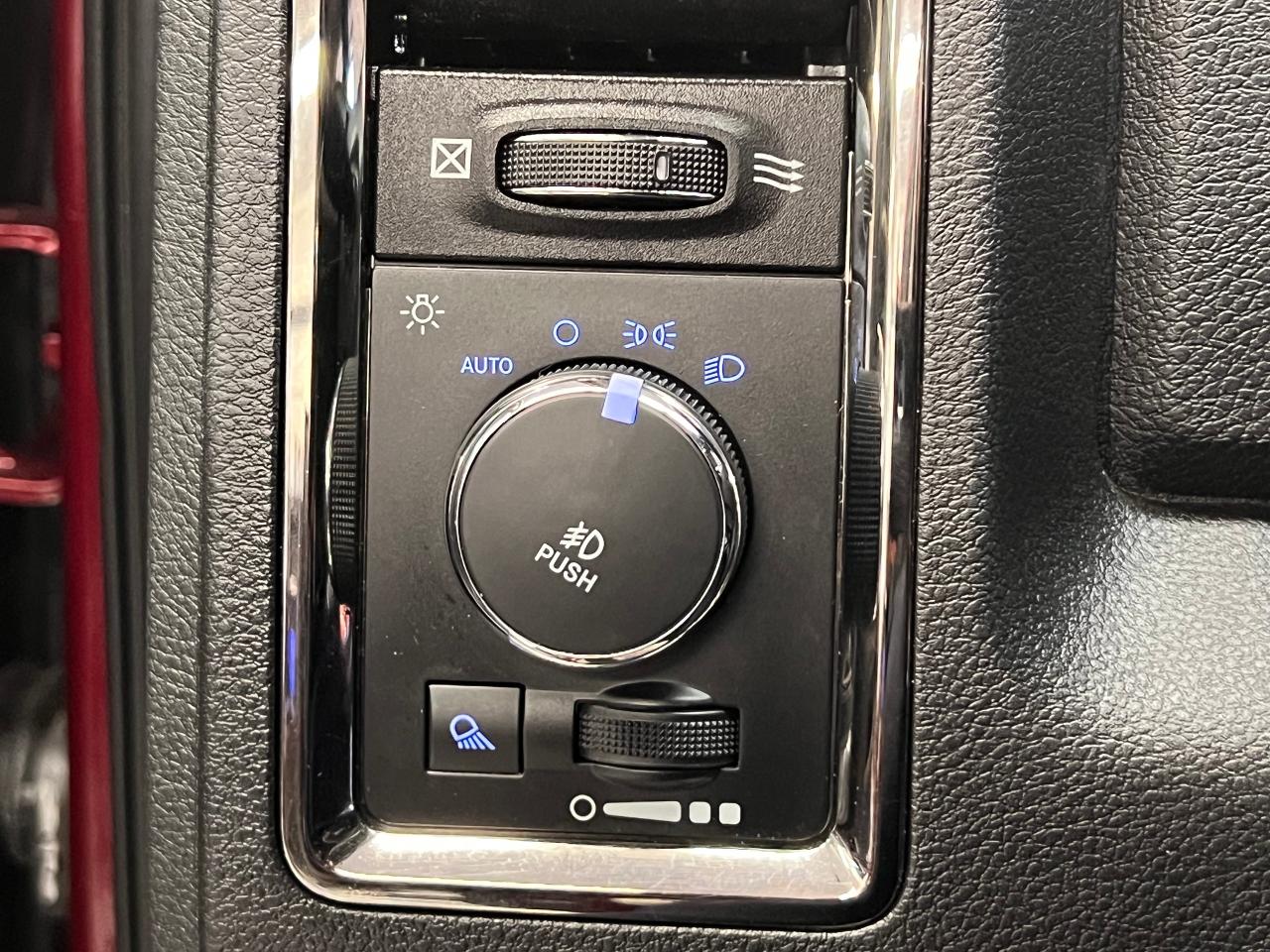 2016 RAM 1500 SPORT HEMI 5.7L 4x4+Roof+Leather+GPS+Accident Free Photo114