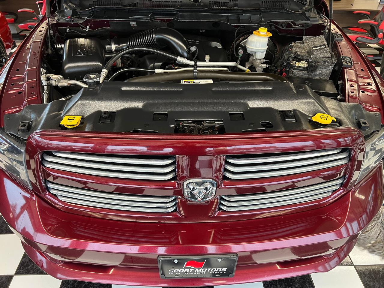 2016 RAM 1500 SPORT HEMI 5.7L 4x4+Roof+Leather+GPS+Accident Free Photo71