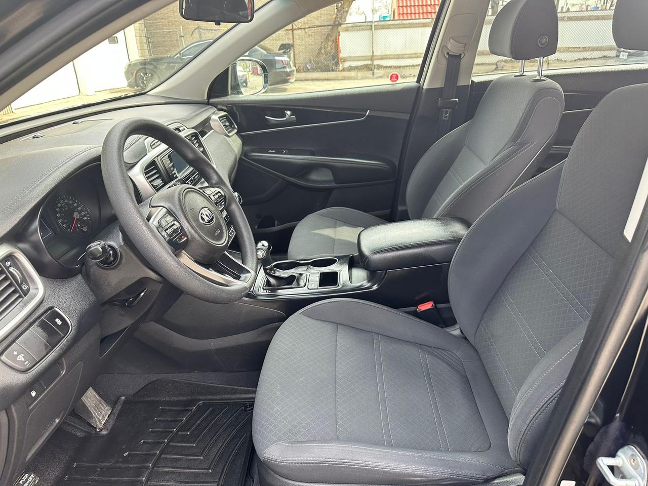2017 Kia Sorento  Photo