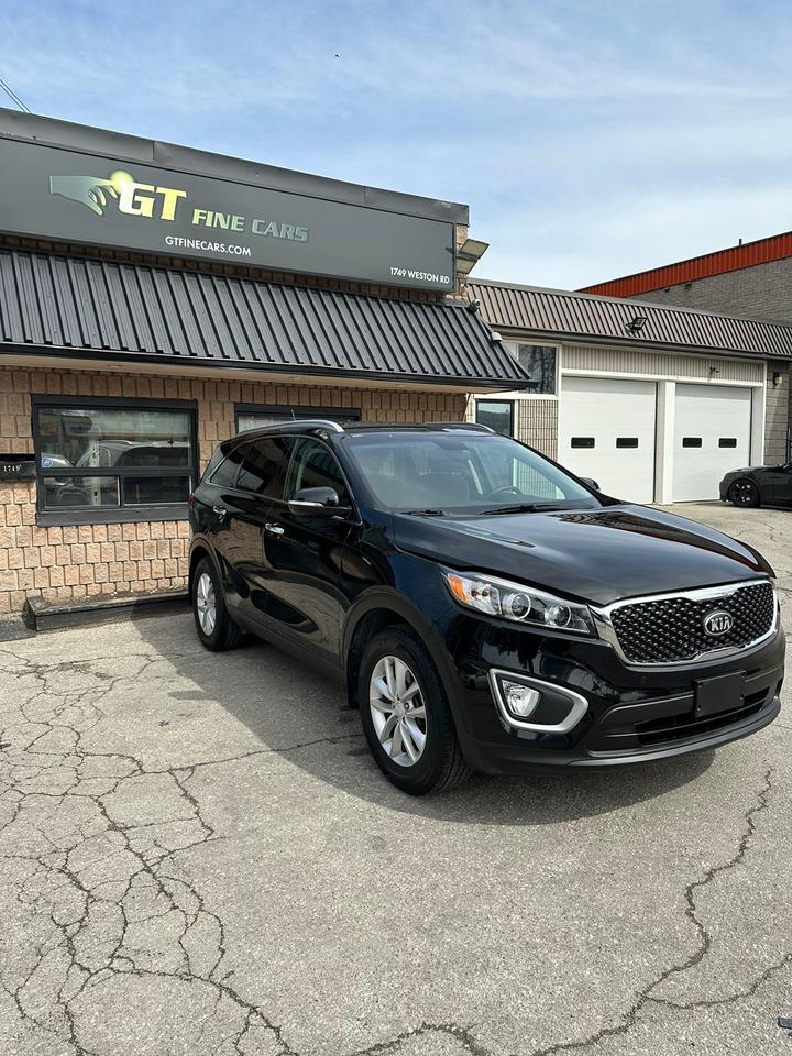 2017 Kia Sorento  Photo1