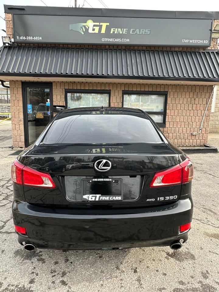 2011 Lexus IS 350  Photo