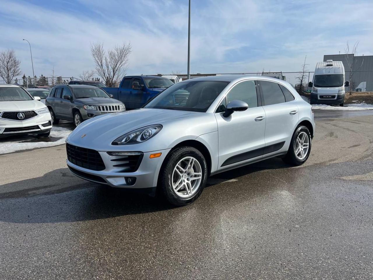 Used 2016 Porsche Macan AWD 4dr S  | $0 DOWN - EVERYONE APPROVED!! for sale in Calgary, AB