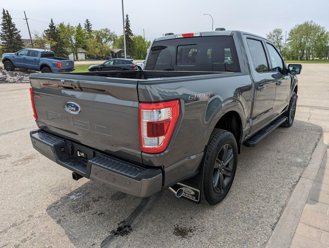 2023 Ford F-150 Lariat Photo5