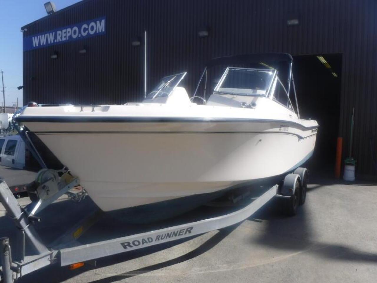 Used 2008 Grady-White Tournament Boat 225 and Trailer for sale in Burnaby, BC