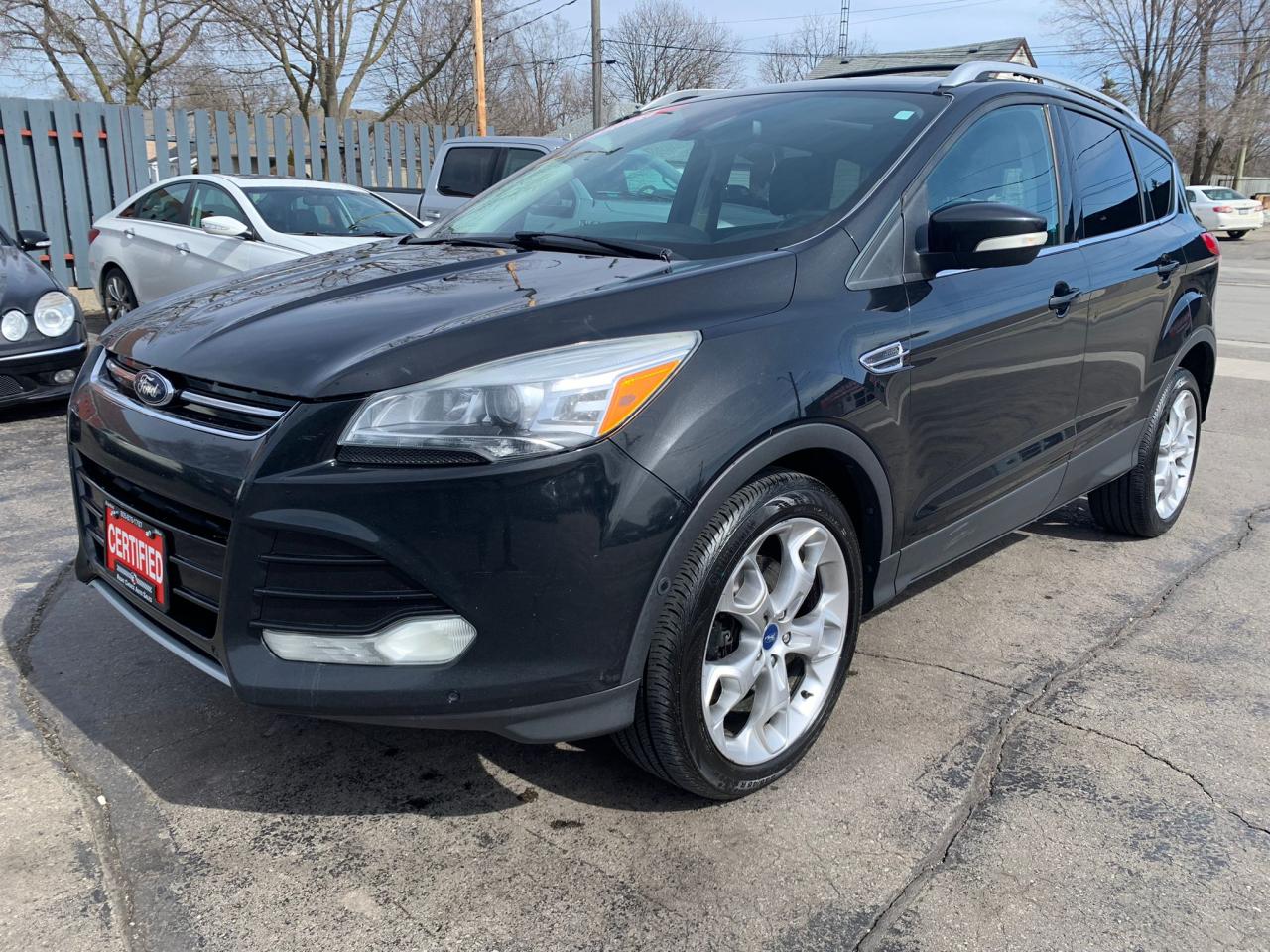 Used 2013 Ford Escape 4WD 4DR TITANIUM for sale in Brantford, ON