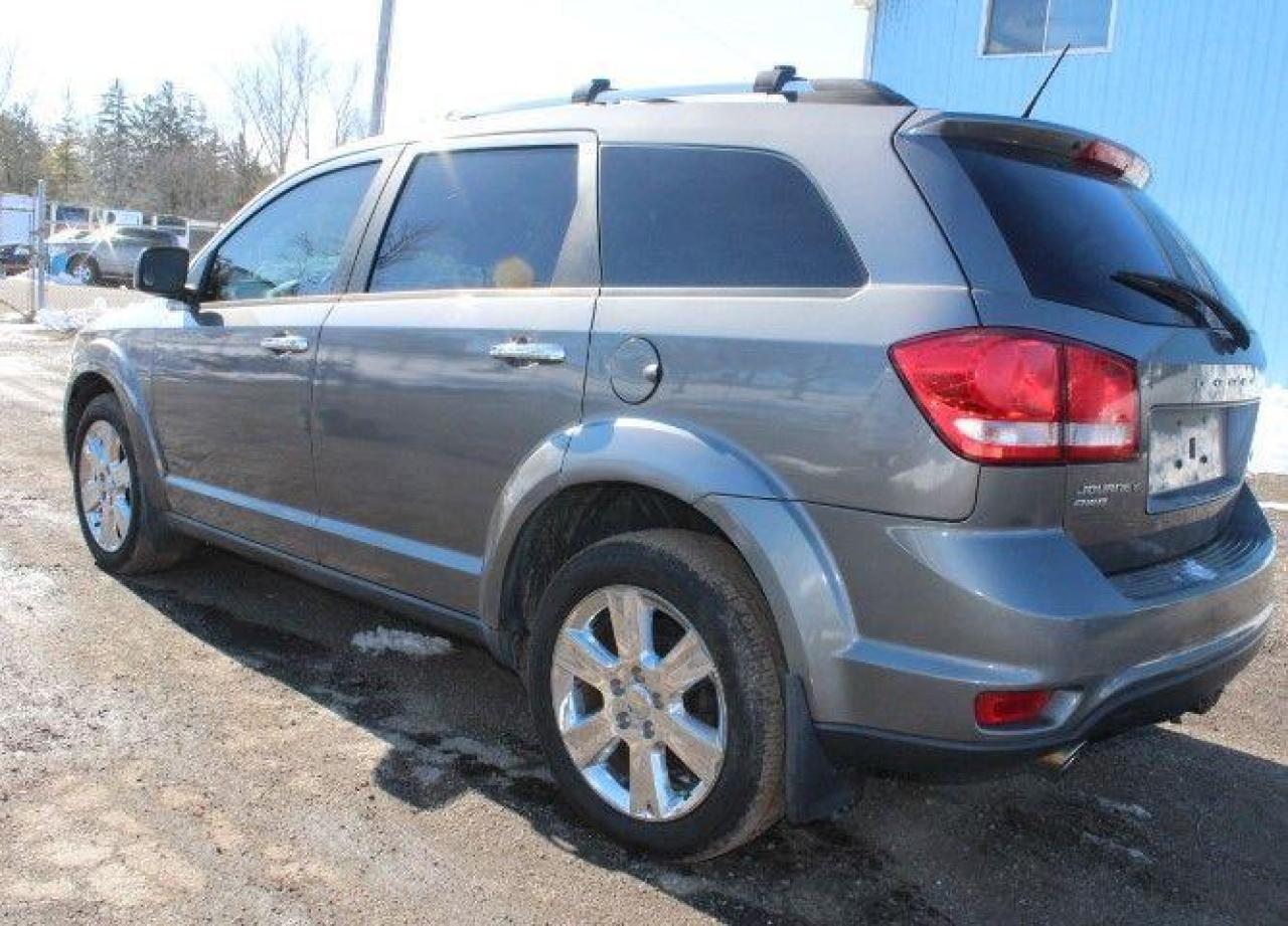 2012 Dodge Journey  Photo3