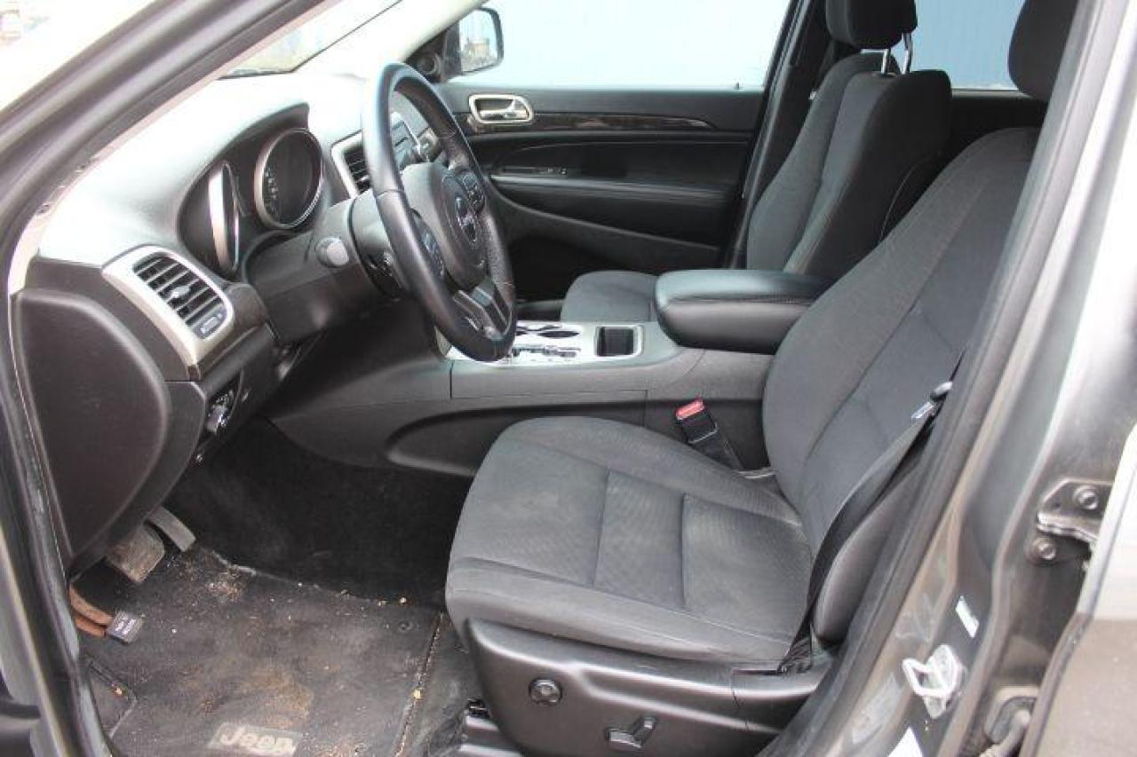 2013 Jeep Grand Cherokee  Photo4