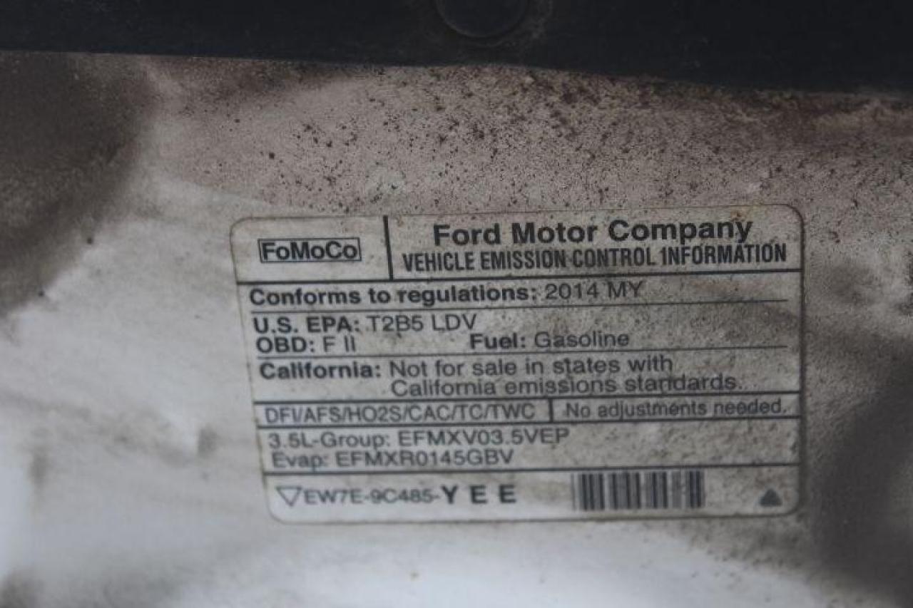 2014 Lincoln MKT  Photo