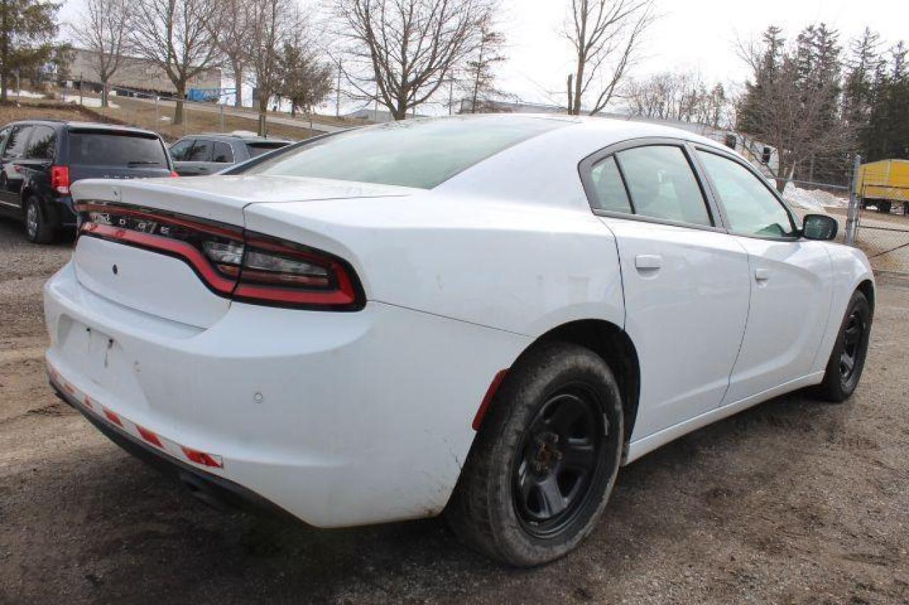 2017 Dodge Charger  Photo2