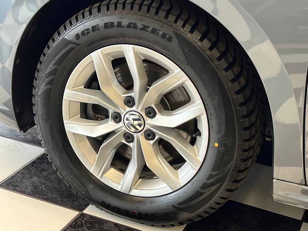 2020 Volkswagen Passat Comfortline+New Tires+ApplePlay+CAM+CLEAN CARFAX - Photo #52
