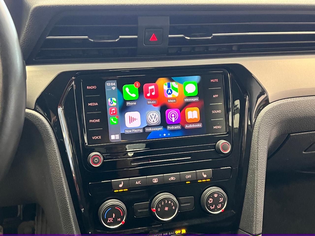 2020 Volkswagen Passat Comfortline+New Tires+ApplePlay+CAM+CLEAN CARFAX - Photo #10