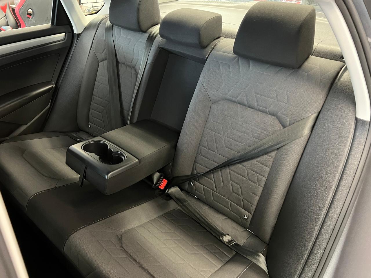 2020 Volkswagen Passat Comfortline+New Tires+ApplePlay+CAM+CLEAN CARFAX - Photo #25