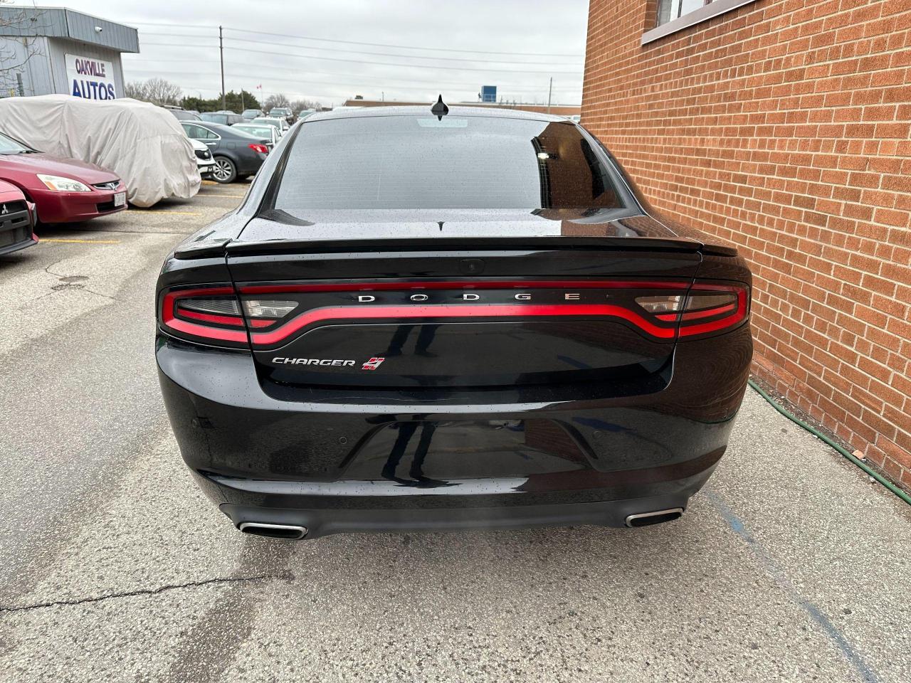 2018 Dodge Charger  - Photo #7