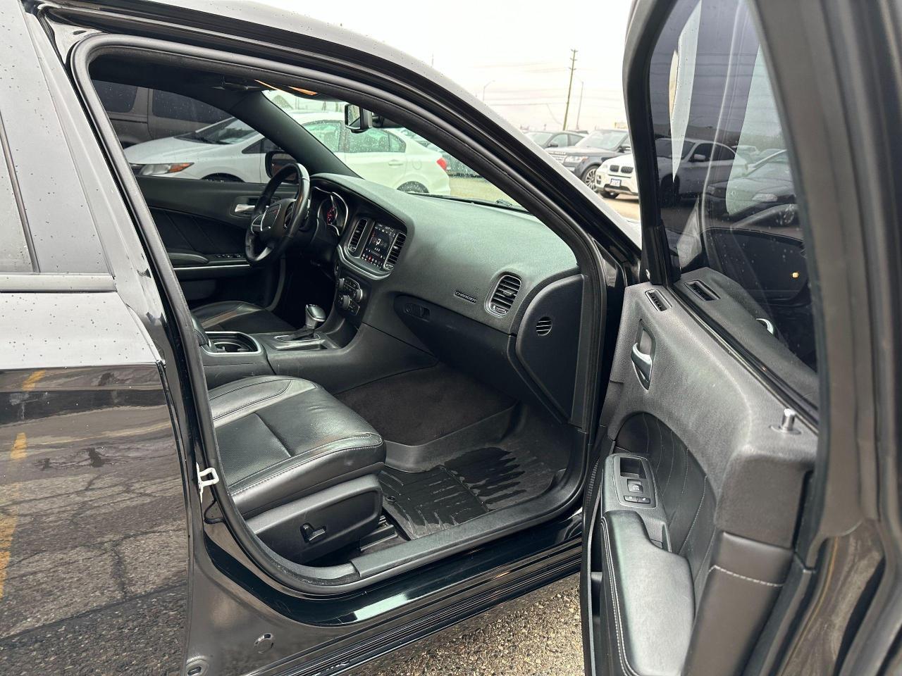 2018 Dodge Charger GT AWD Photo