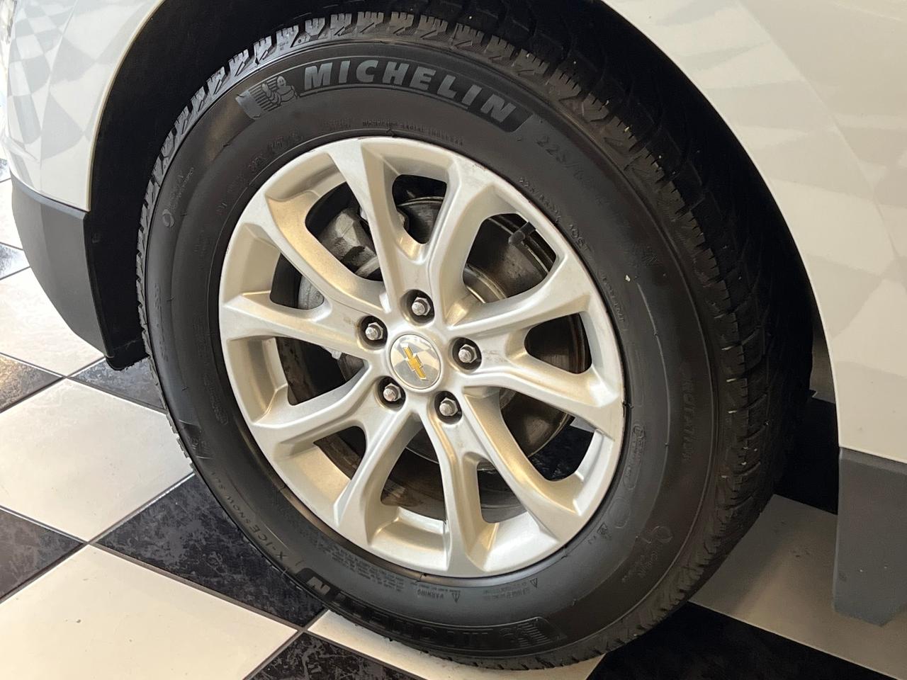 2018 Chevrolet Equinox LS+Camera+Remote Start+ApplePlay+CLEAN CARFAX Photo106