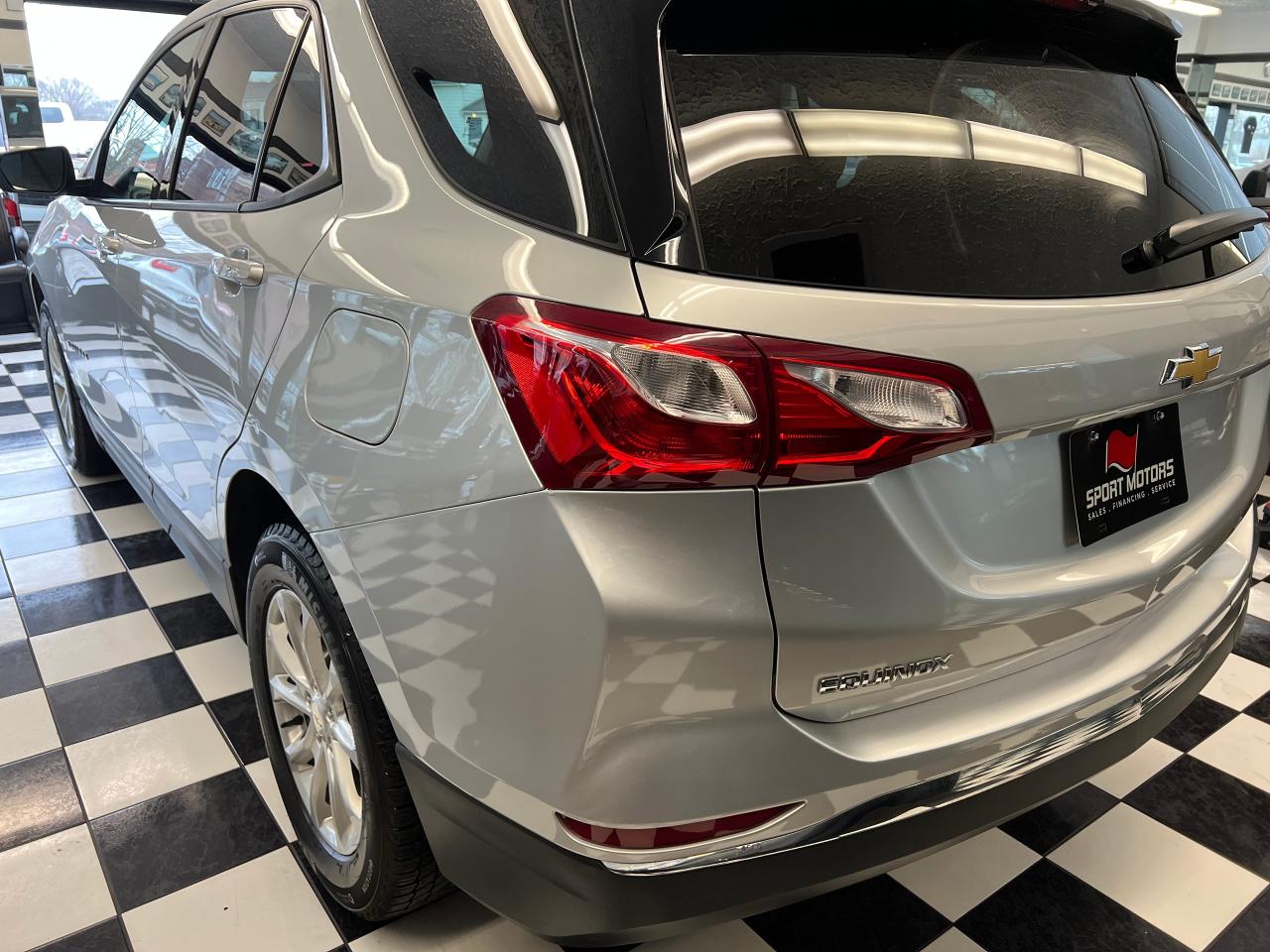 2018 Chevrolet Equinox LS+Camera+Remote Start+ApplePlay+CLEAN CARFAX Photo95