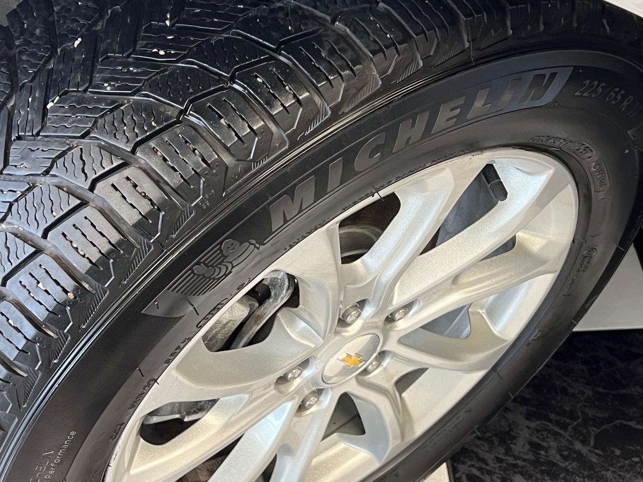 2018 Chevrolet Equinox LS+Camera+Remote Start+ApplePlay+CLEAN CARFAX Photo69