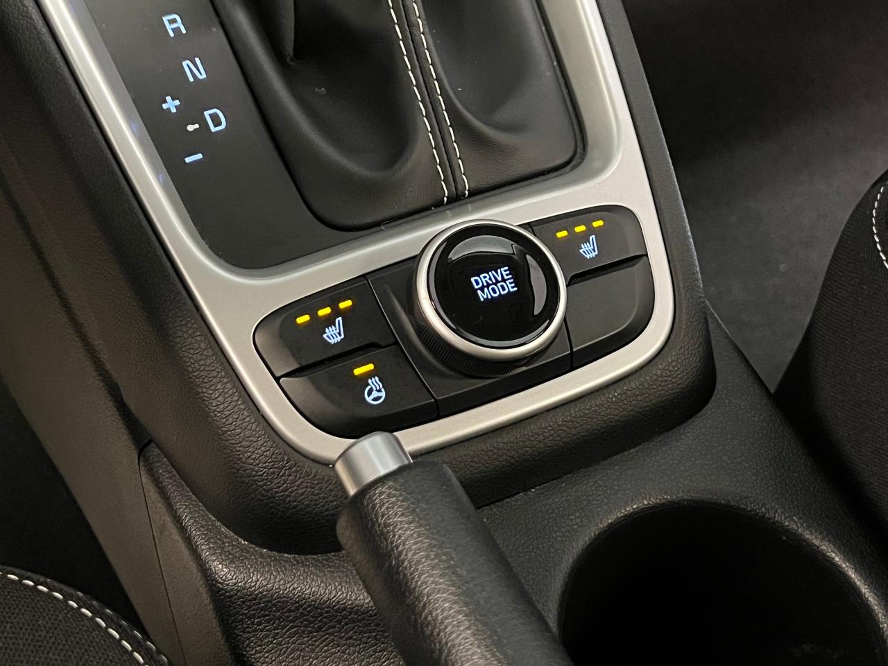 2020 Hyundai Venue Preferred+Camera+ApplePlay+HeatedSeats+CLEANCARFAX - Photo #35