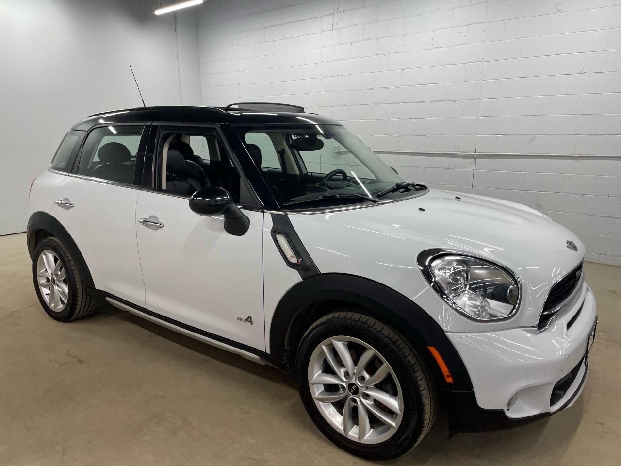 2015 MINI Cooper Countryman S Photo20
