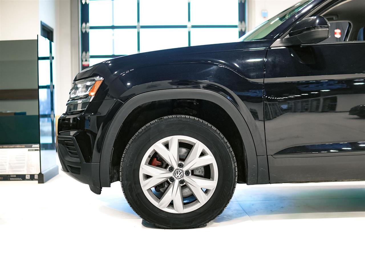 2018 Volkswagen Atlas ** SALE PENDING BY PUNEET ** Photo